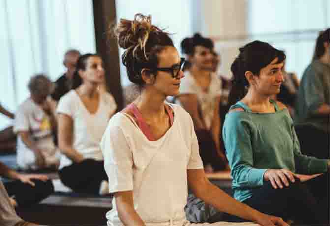 header yoga per principianti